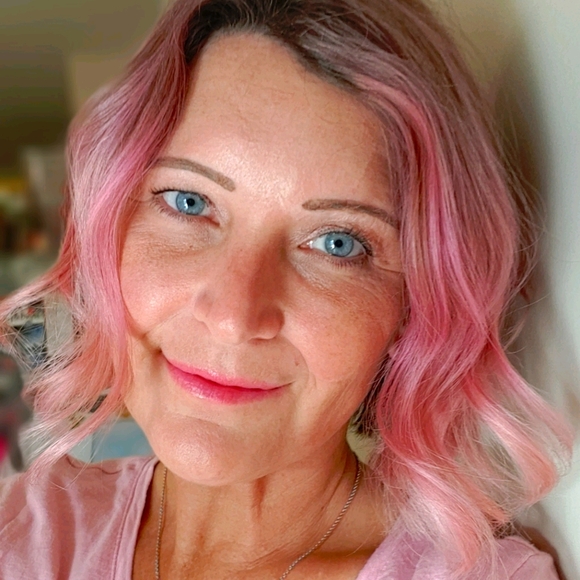 Meet your Posher, Kandi - Picture 1 of 1